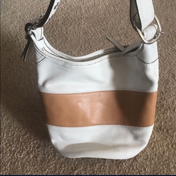 Coach Bag - Picture 2 of 6